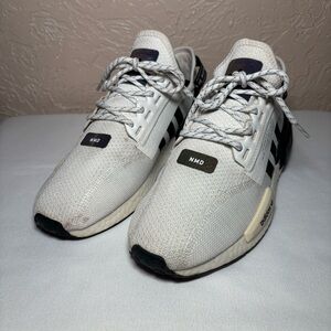 Adidas NMD R1 V2 Mens Size 8.5 White Black Athletic Running Shoes